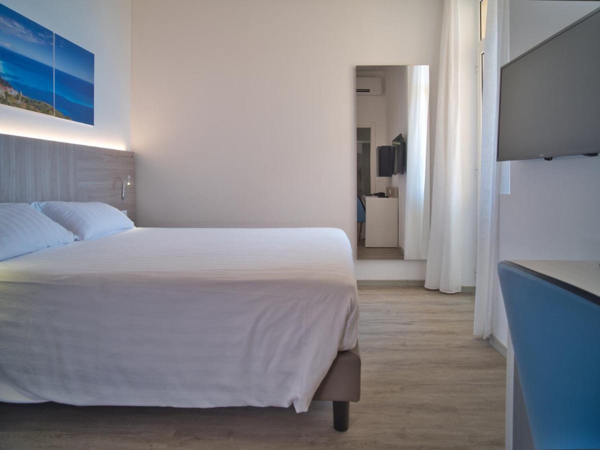 Hotel Medusa ฟีนาเลลีกูเร ภายนอก รูปภาพ